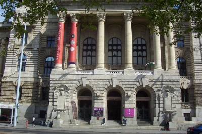 A Néprajzi Múzeum főbejárata