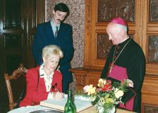 b_300_160_16777215_0___images_stories_delegaciok_delegacio_3f6aa.jpeg