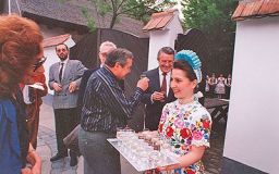 b_300_160_16777215_0___images_stories_delegaciok_delegacio_4-1f6aa.jpeg