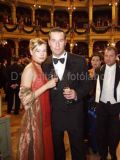 b_300_160_16777215_0___images_stories_operabal_2004_operabal-2004-34f6aa.jpeg