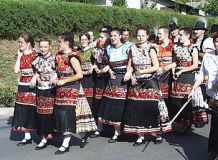 b_300_160_16777215_0___images_stories_szureti_felvonulas_gyongyospata15.jpeg